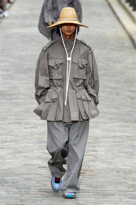 See Every Look from Virgil Abloh's Spring 2020 Collection for 